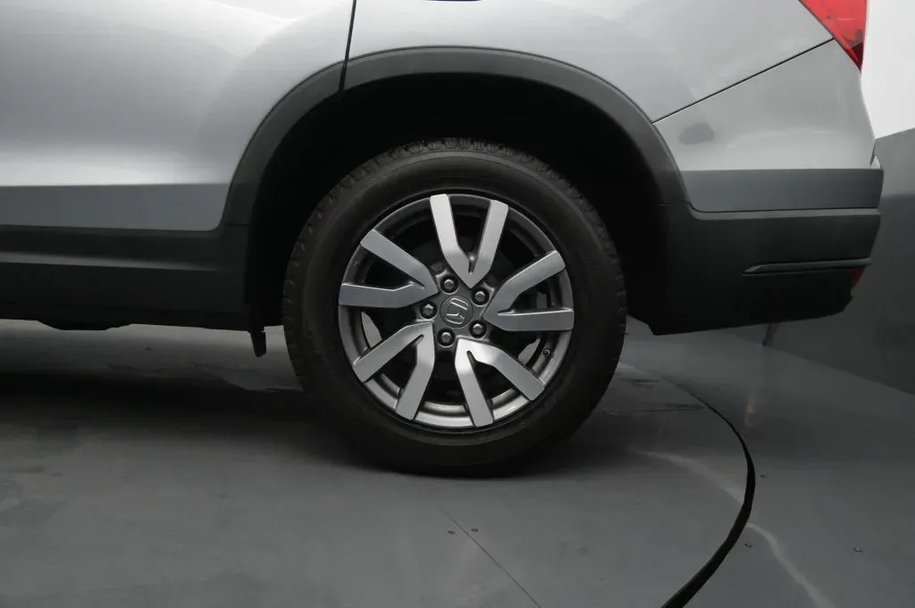 Honda Pilot photo 14