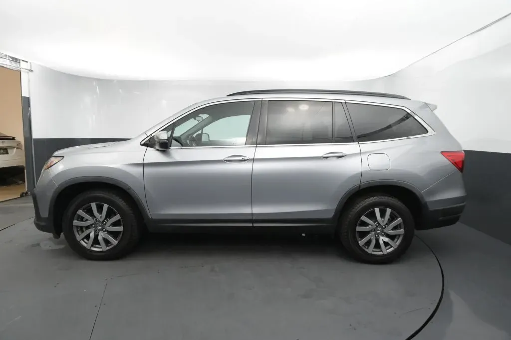 Honda Pilot photo 2