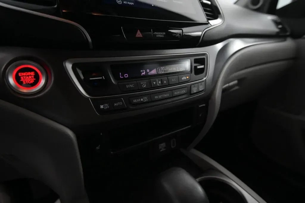 Honda Pilot photo 26
