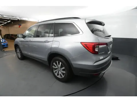 Another view of 2020 Honda Pilot EX Sport Utility 4D for sale in Hillside, NJ at Crazy Cars Hillside