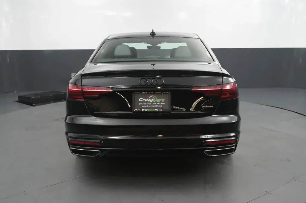 Audi A4 photo 4