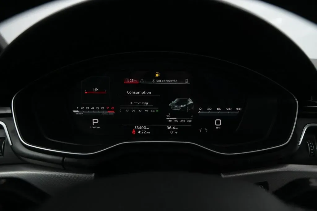 Audi A4 photo 22