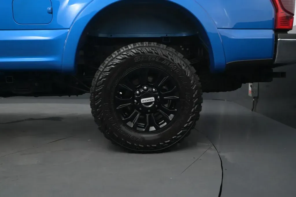 Ford F-250 photo 17
