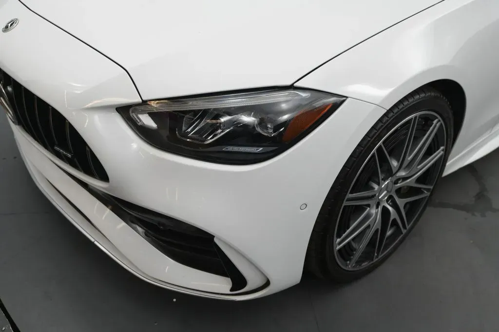 Mercedes-Benz C-Class photo 11