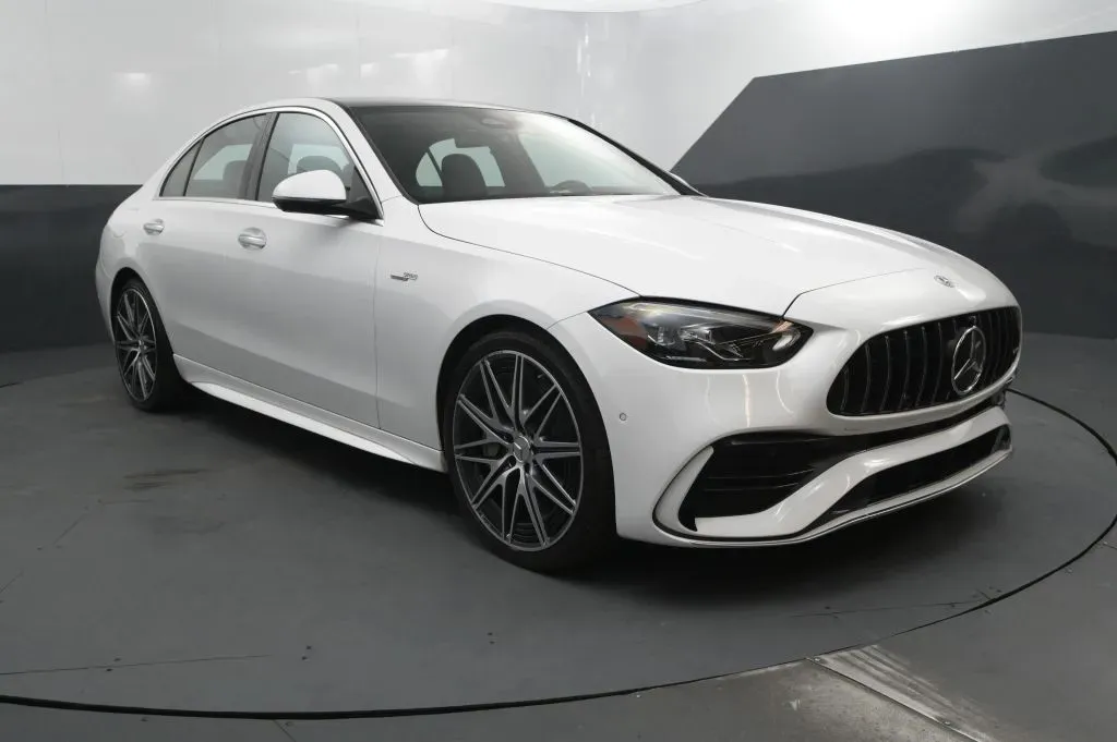 Mercedes-Benz C-Class photo 7