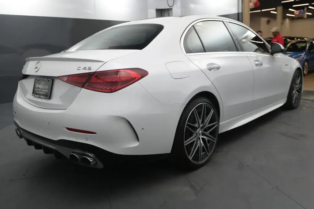 Mercedes-Benz C-Class photo 5