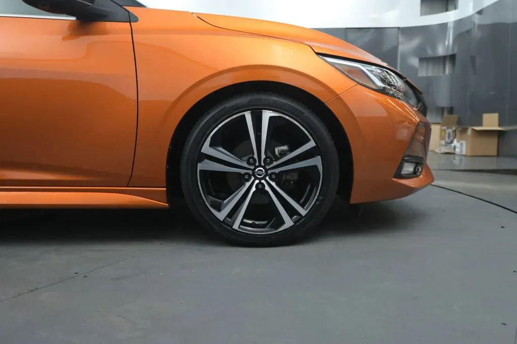 Nissan Sentra photo 18