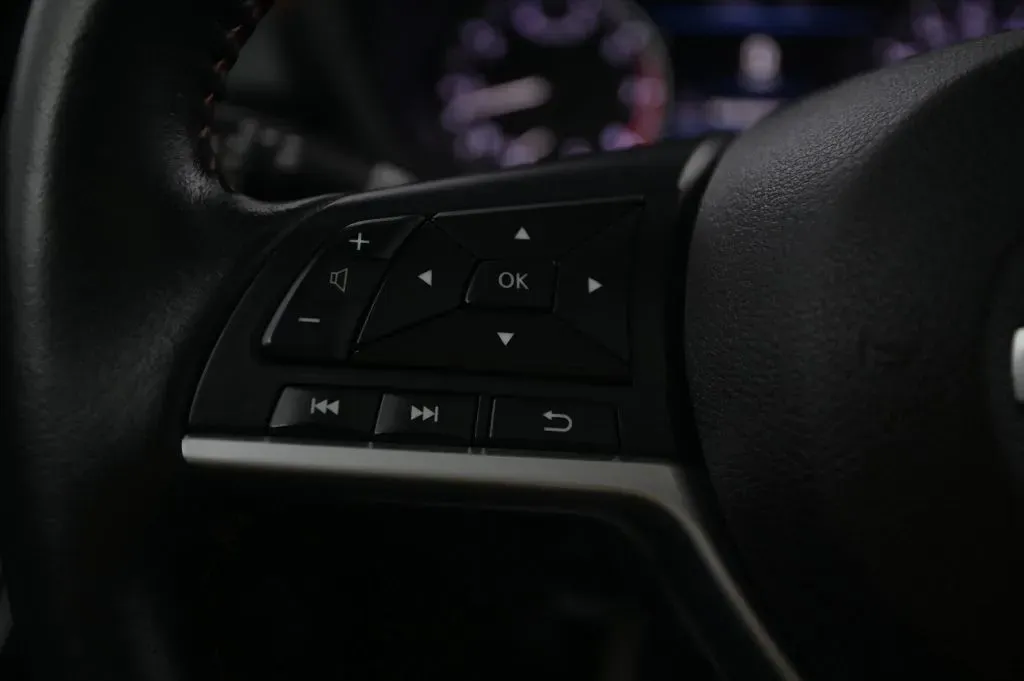 Nissan Sentra photo 22