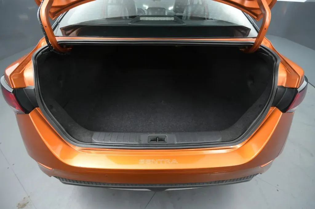 Nissan Sentra photo 46
