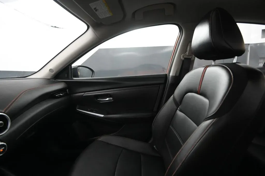 Nissan Sentra photo 29