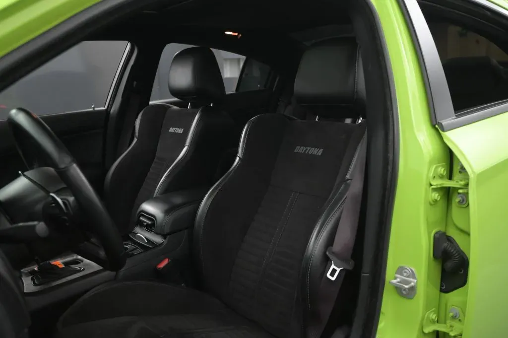 Dodge Charger photo 43