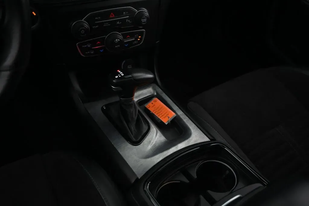 Dodge Charger photo 37
