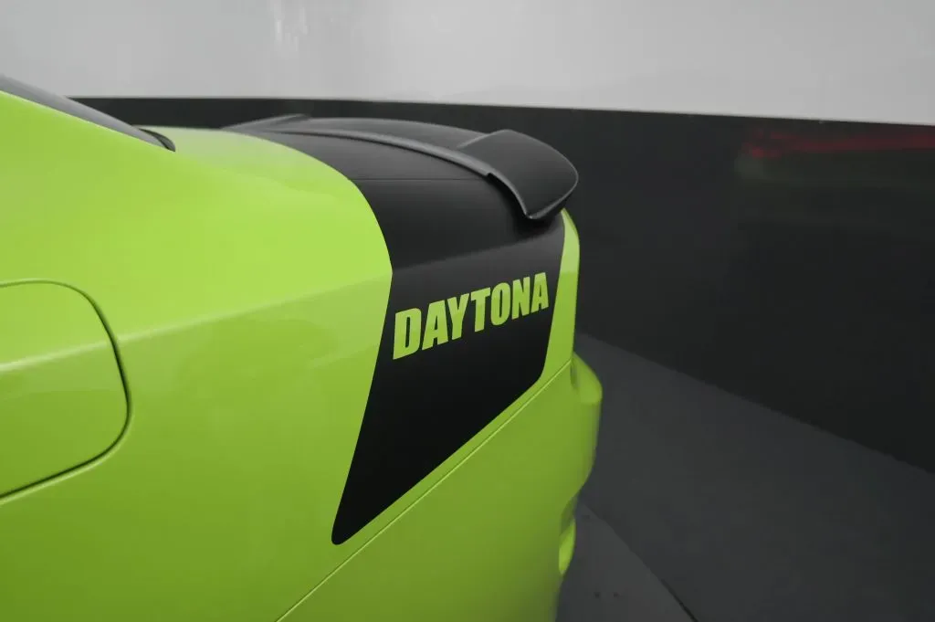 Dodge Charger photo 16