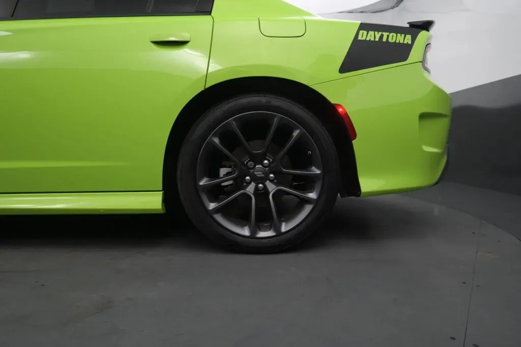 Dodge Charger photo 15