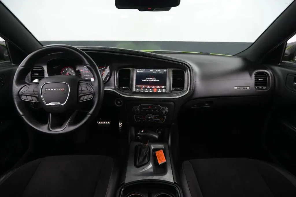 Dodge Charger photo 34