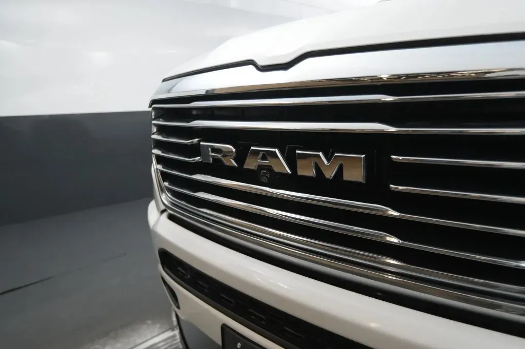 Ram 1500 photo 8