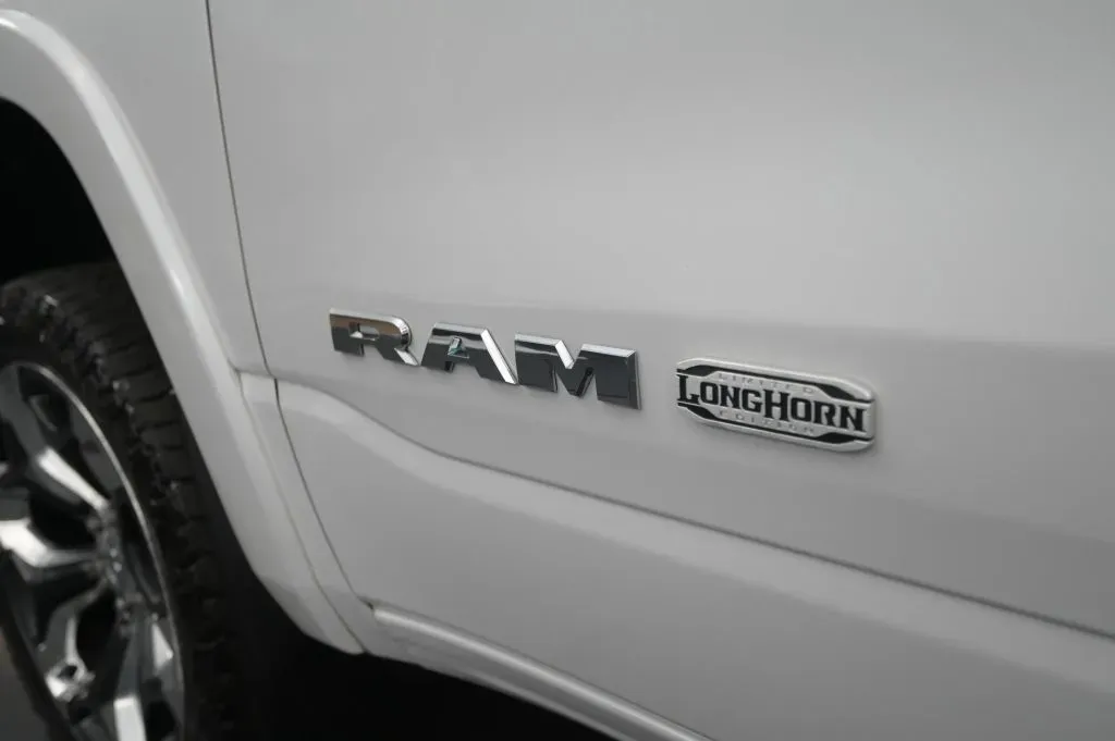 Ram 1500 photo 14