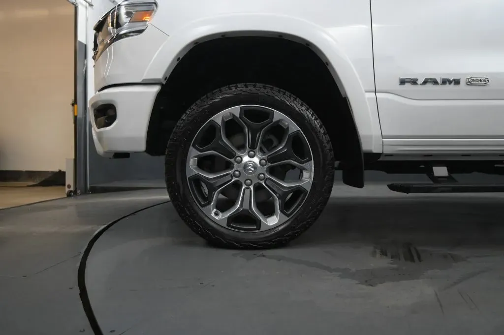 Ram 1500 photo 11