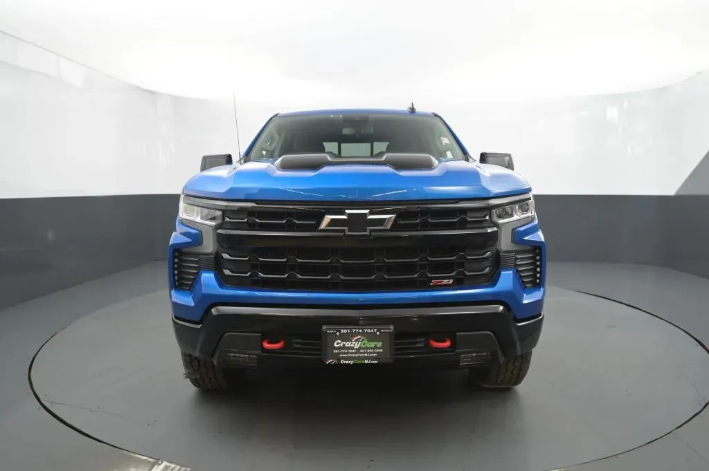 Chevrolet Silverado photo 8