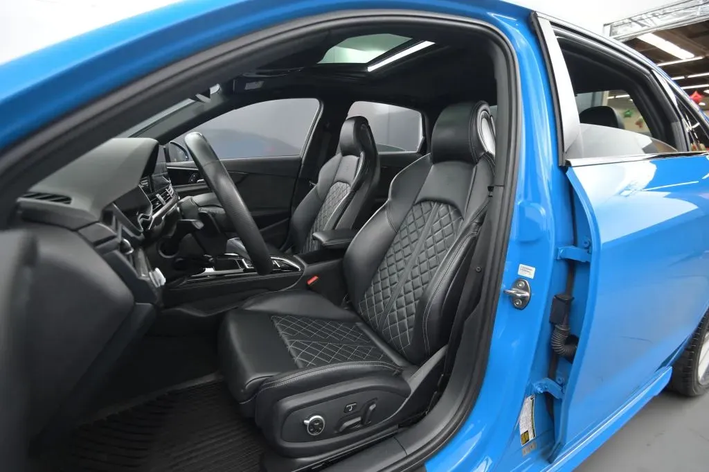 Audi S4 photo 40