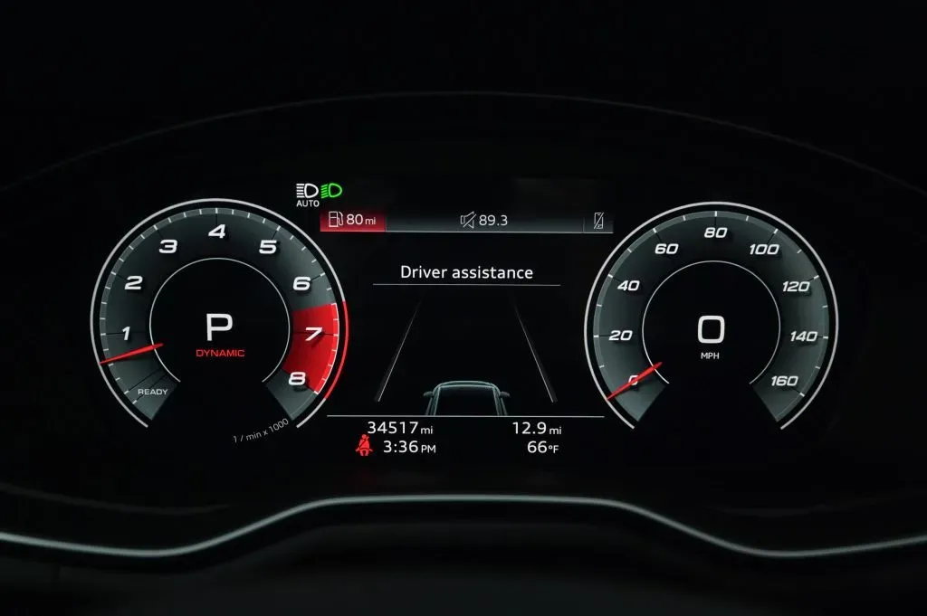 Audi S4 photo 23