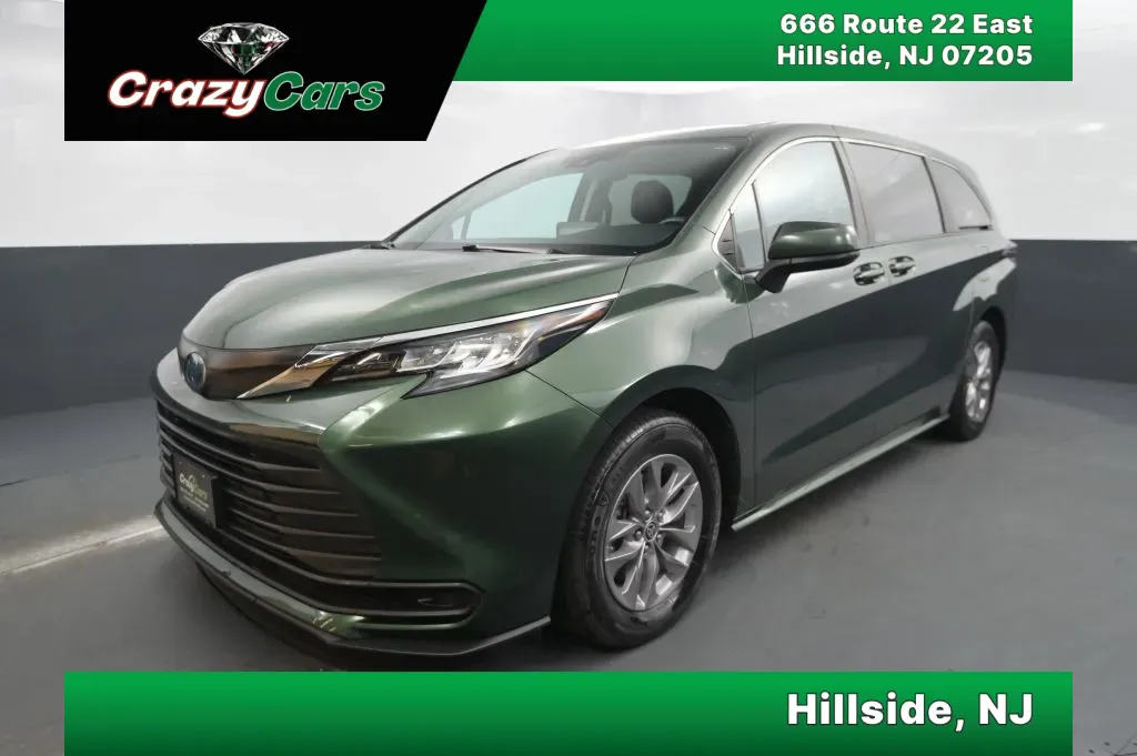 Green 2022 Toyota Sienna LE Minivan 4D for sale in Hillside, NJ