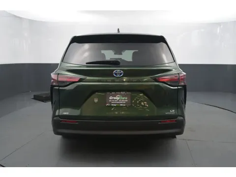 More photos of 2022 Toyota Sienna LE Minivan 4D at Crazy Cars Hillside, NJ