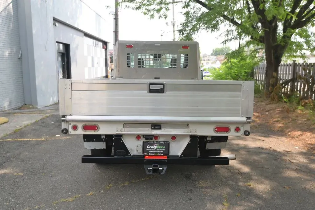 Ford Transit photo 4