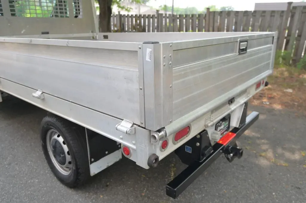 Ford Transit photo 14