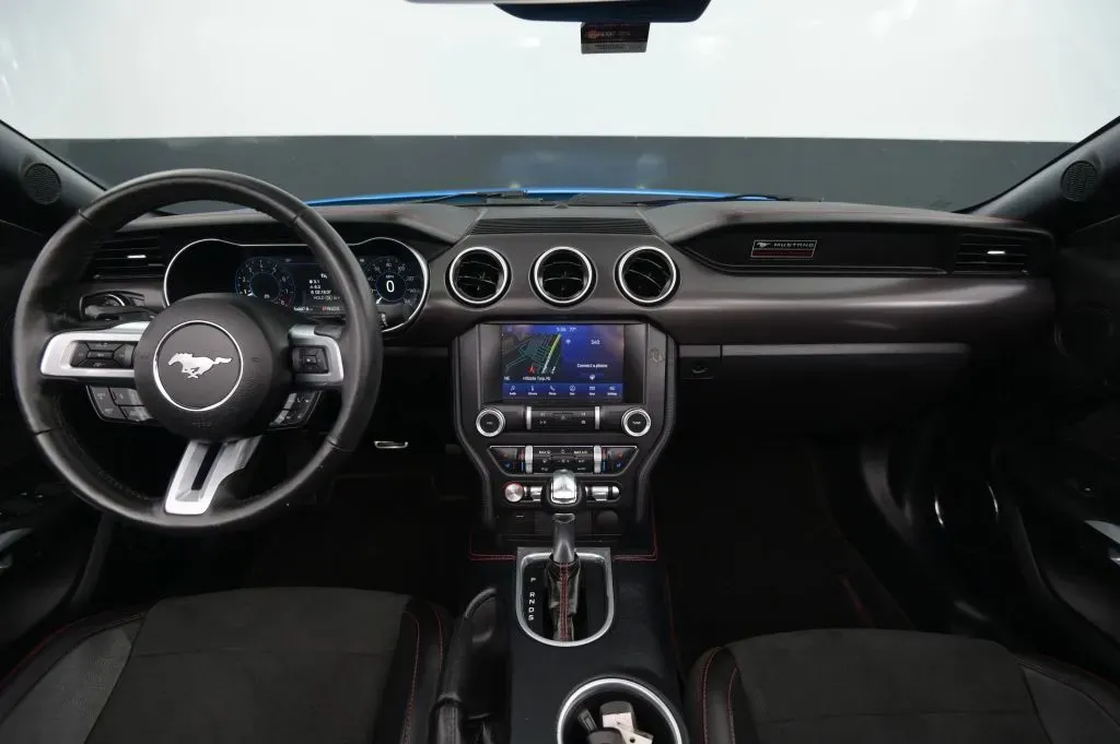 Ford Mustang photo 31