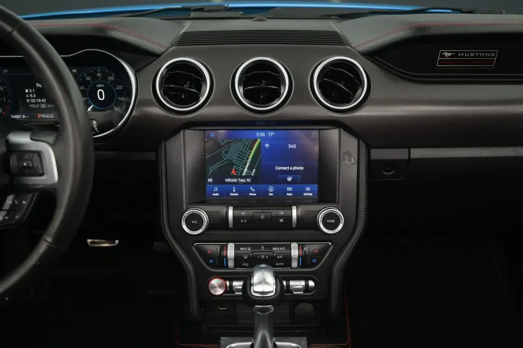 Ford Mustang photo 32