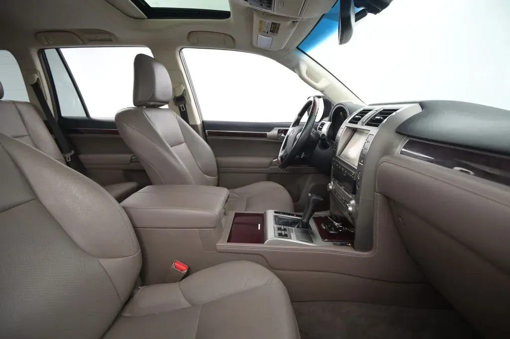 Lexus GX photo 50