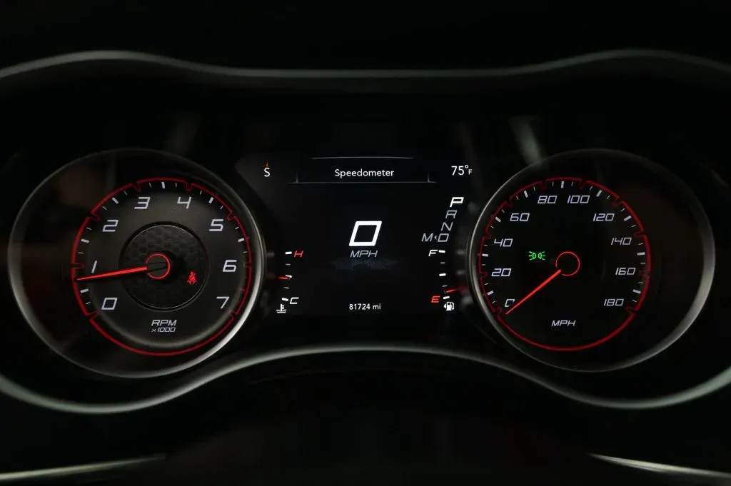 Dodge Charger photo 23