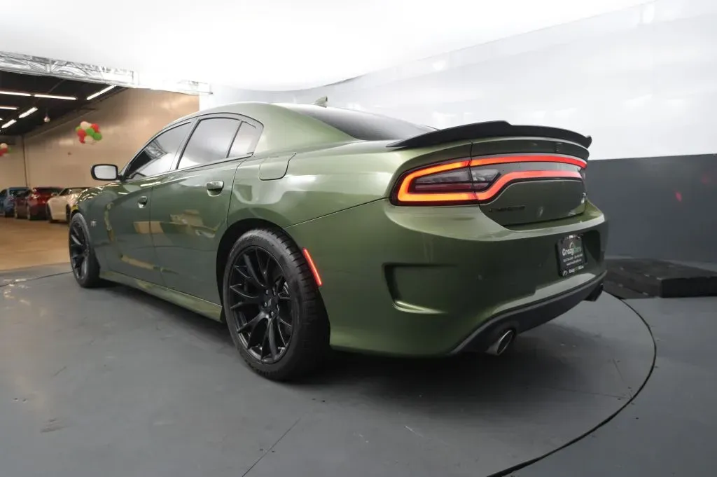 Dodge Charger photo 3