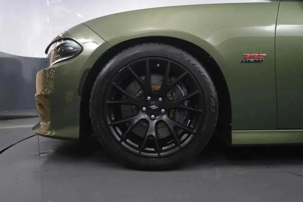 Dodge Charger photo 10