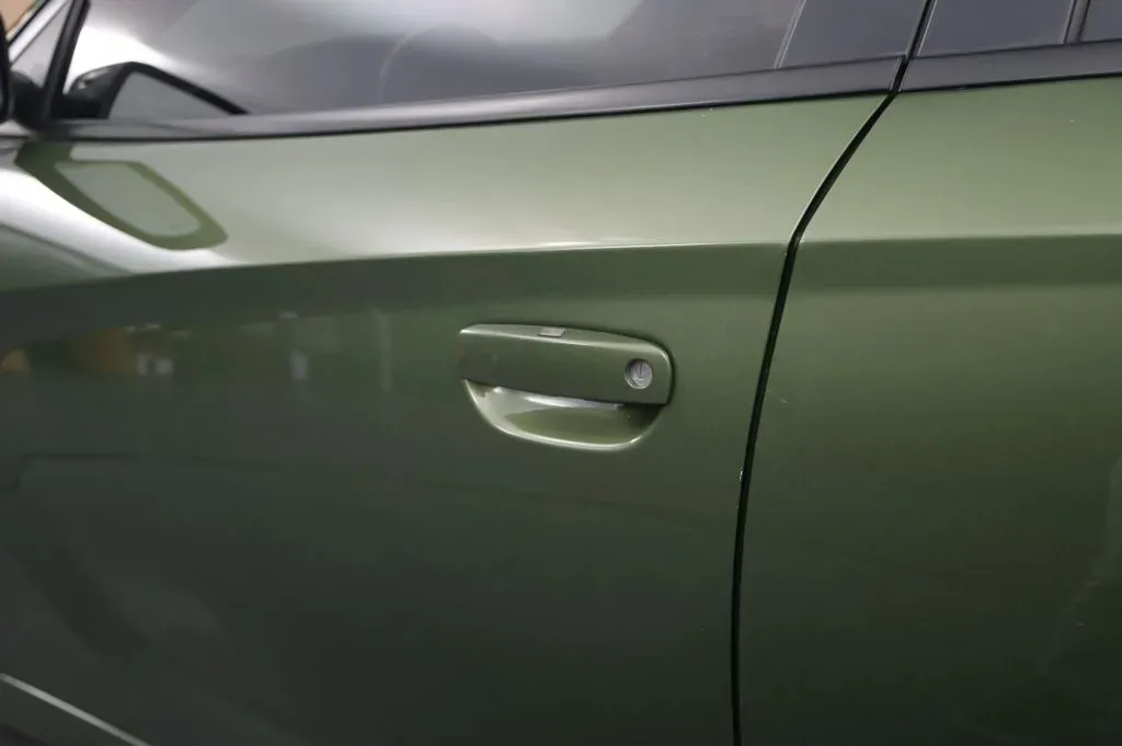 Dodge Charger photo 13