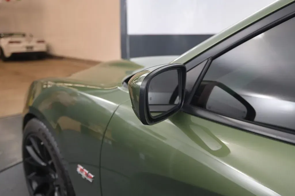 Dodge Charger photo 12