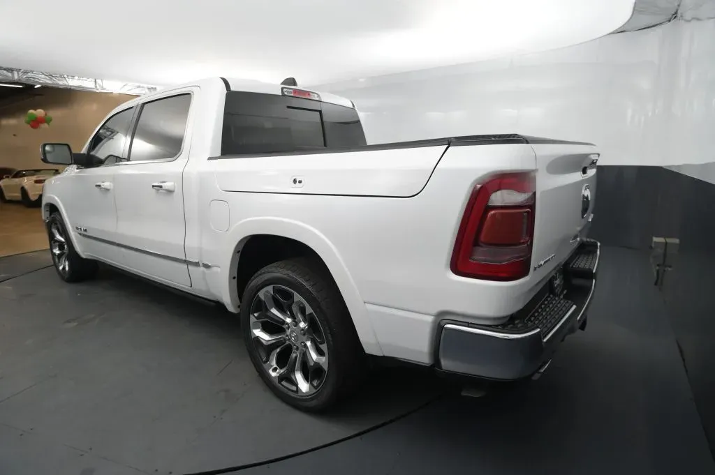 Ram 1500 photo 3