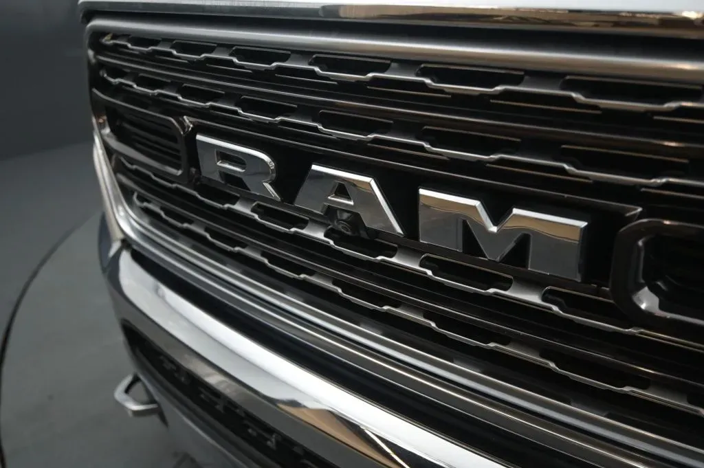 Ram 1500 photo 9