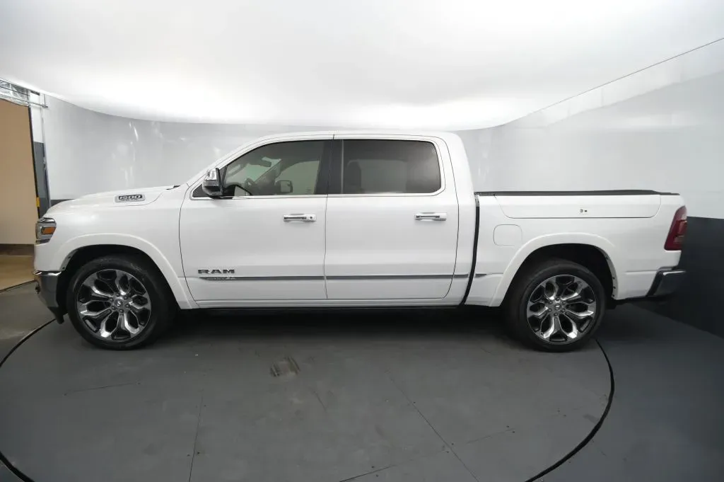 Ram 1500 photo 2