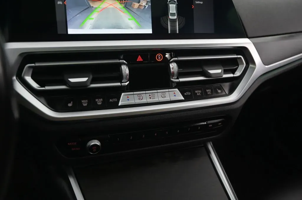 BMW 3 Series photo 27