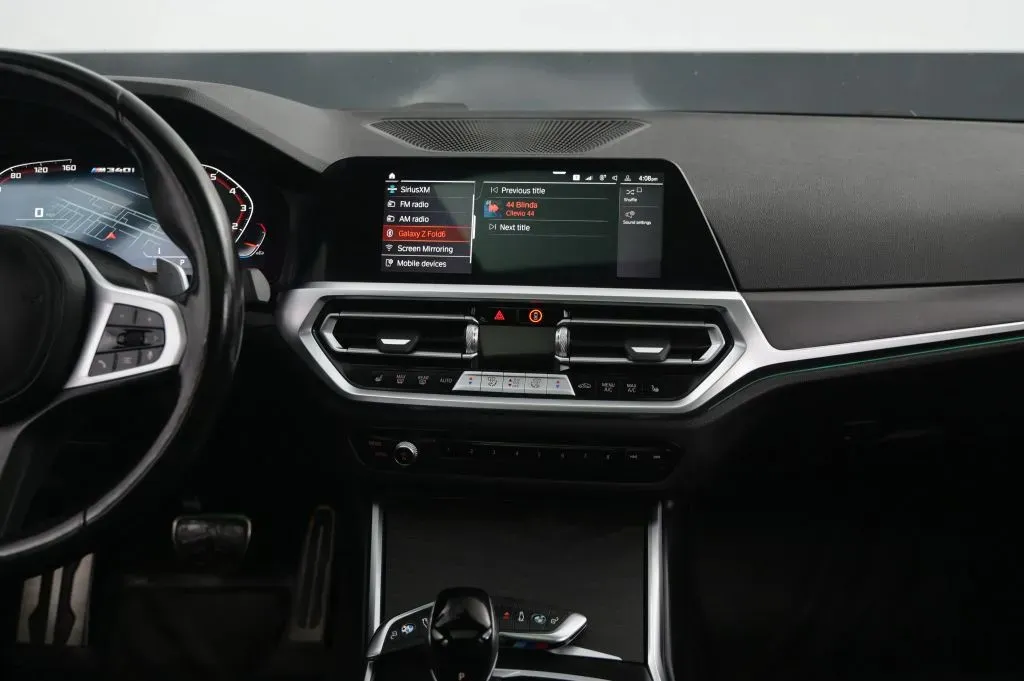 BMW 3 Series photo 33