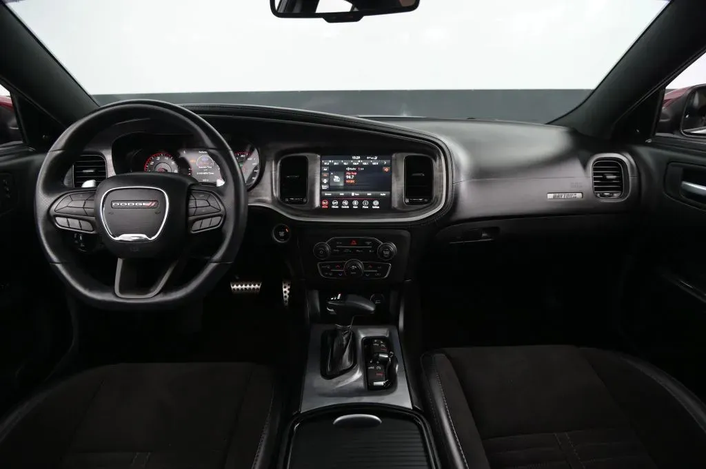 Dodge Charger photo 35