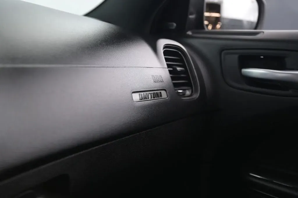 Dodge Charger photo 29