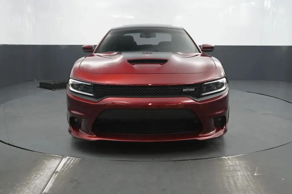 Dodge Charger photo 8