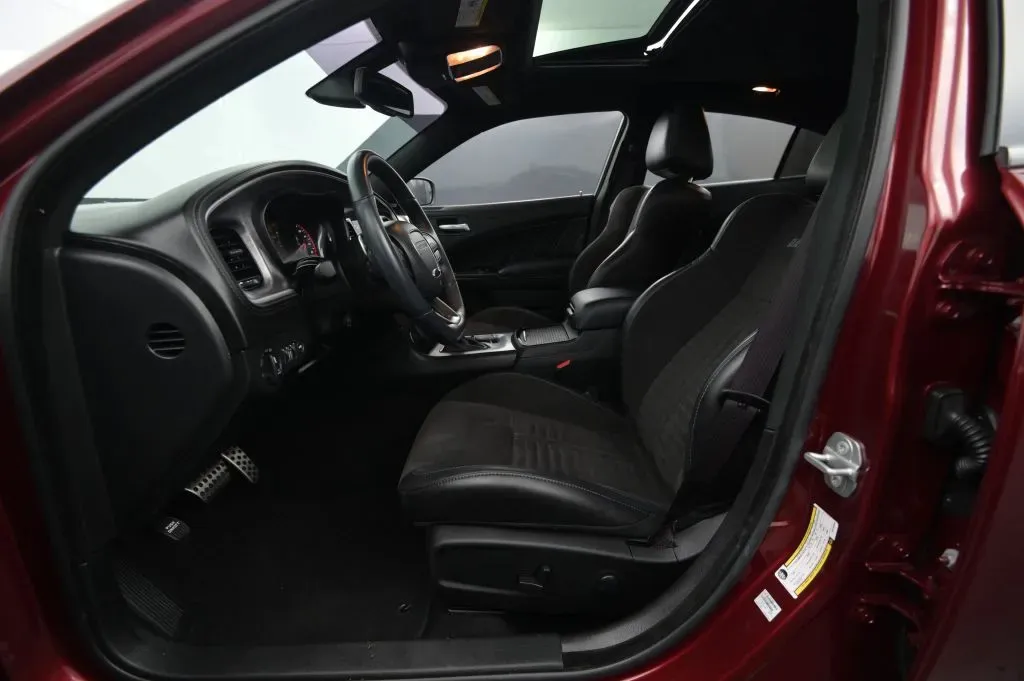Dodge Charger photo 41