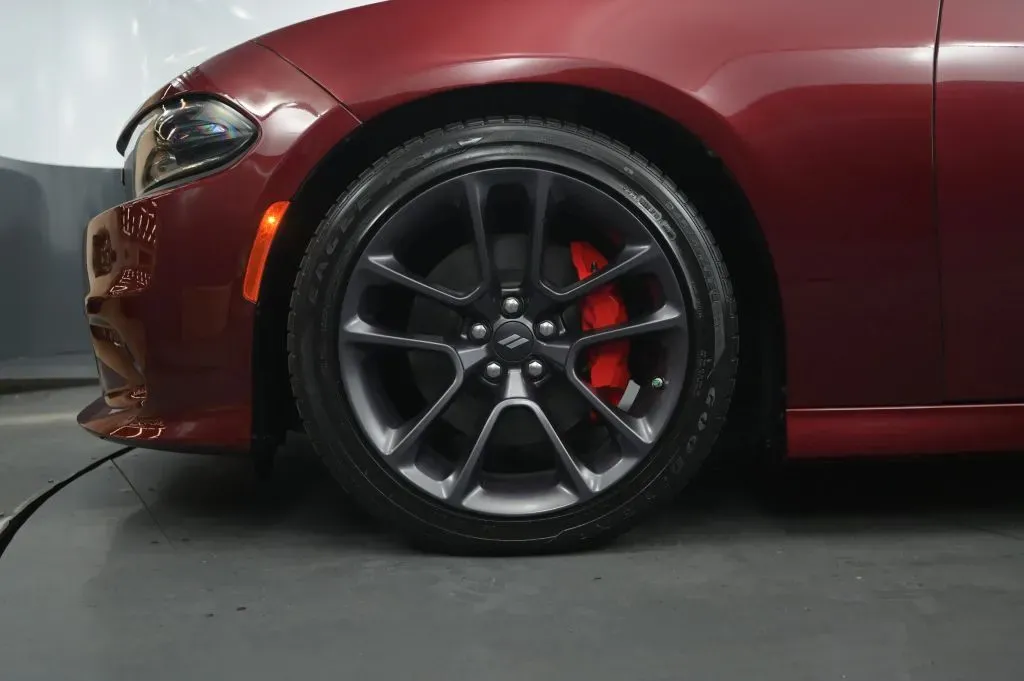 Dodge Charger photo 10