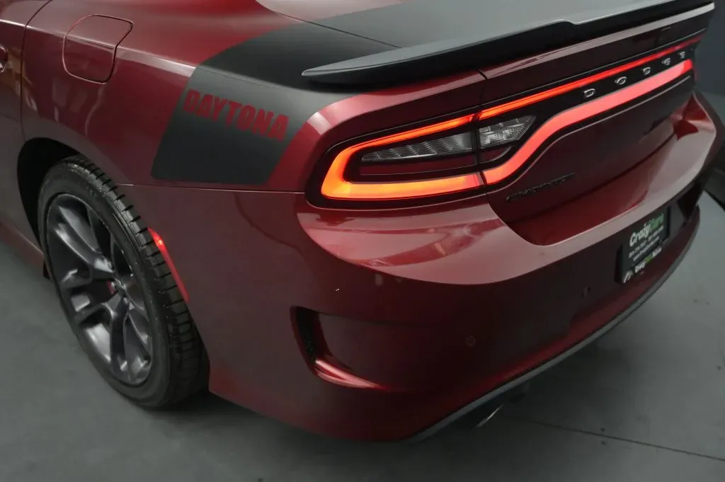 Dodge Charger photo 16