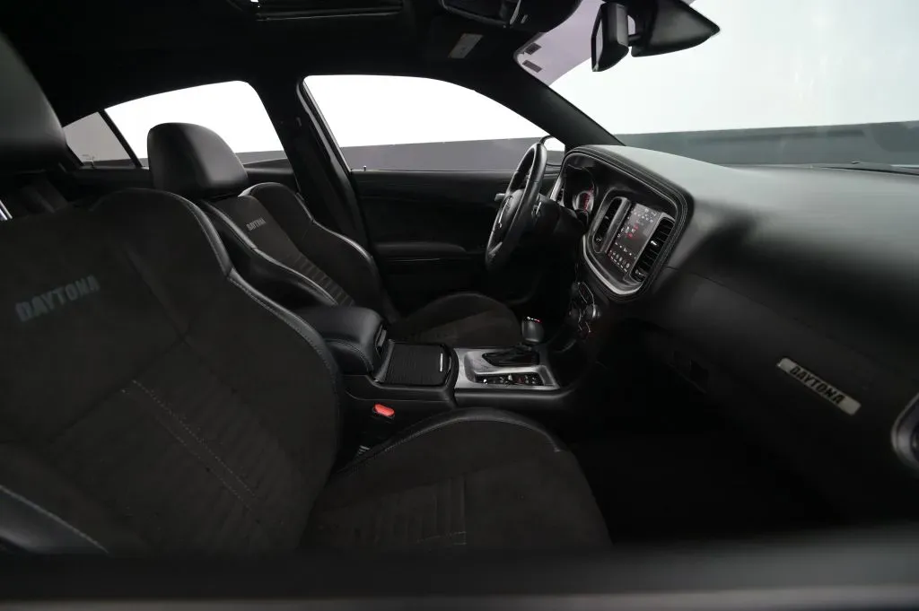 Dodge Charger photo 52