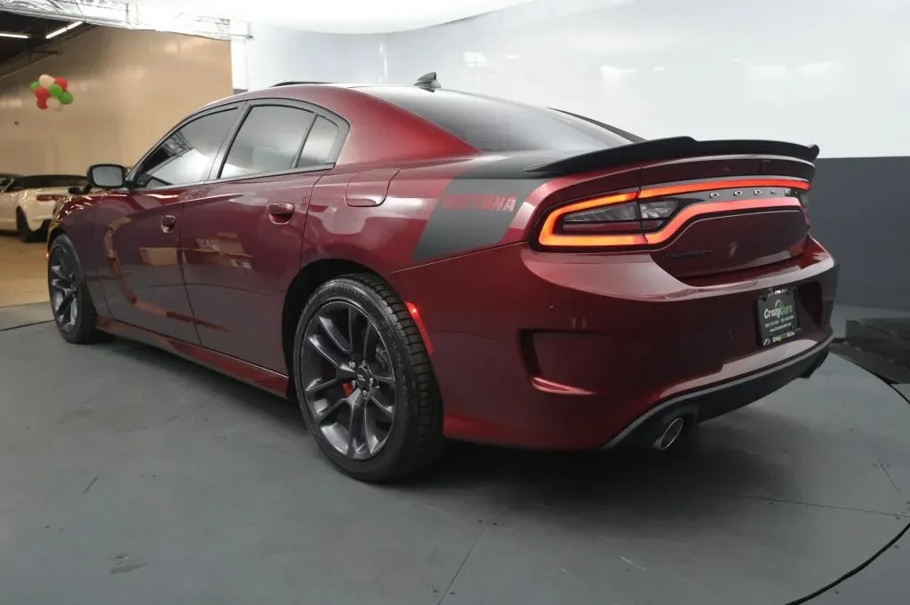 Dodge Charger photo 3
